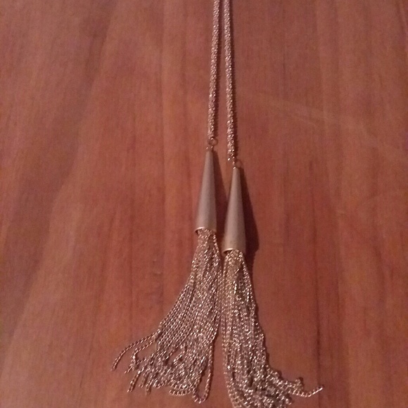 Kendra Scott Jewelry - Kendra Scott Phara Rose Gold Lariat Necklace